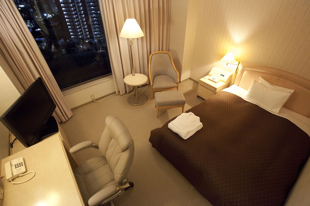 Rembrandt Hotel Oita Formerly Oita Toyo Hotel 35/60