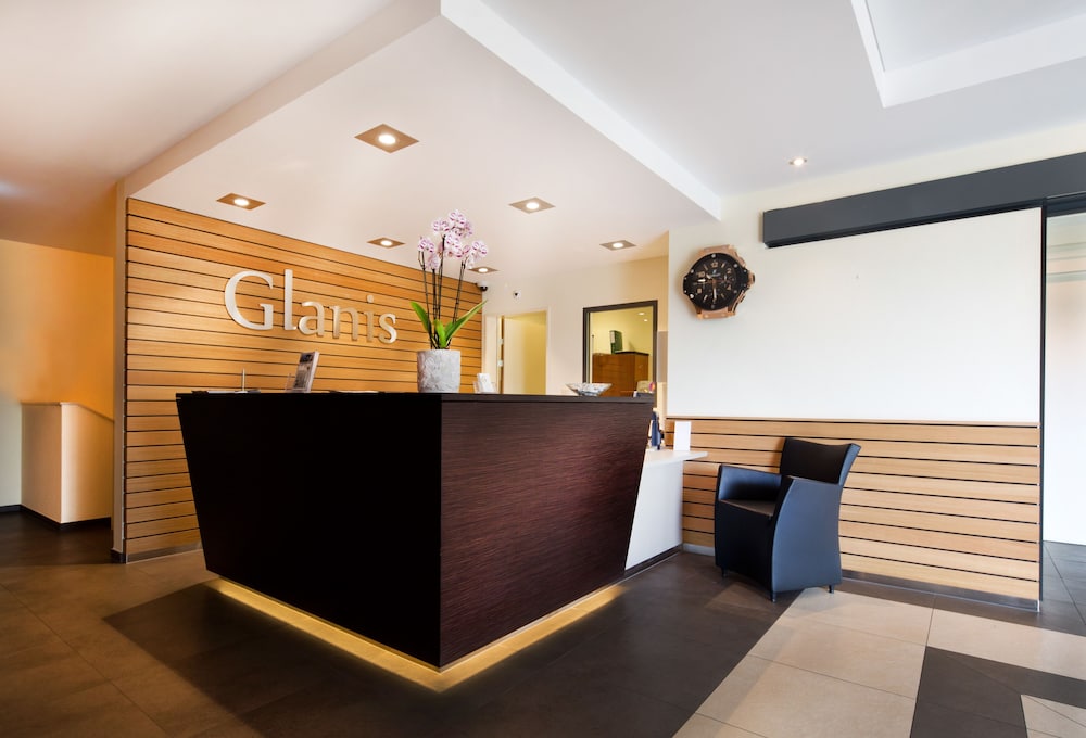 Hotel Glanis 3/50