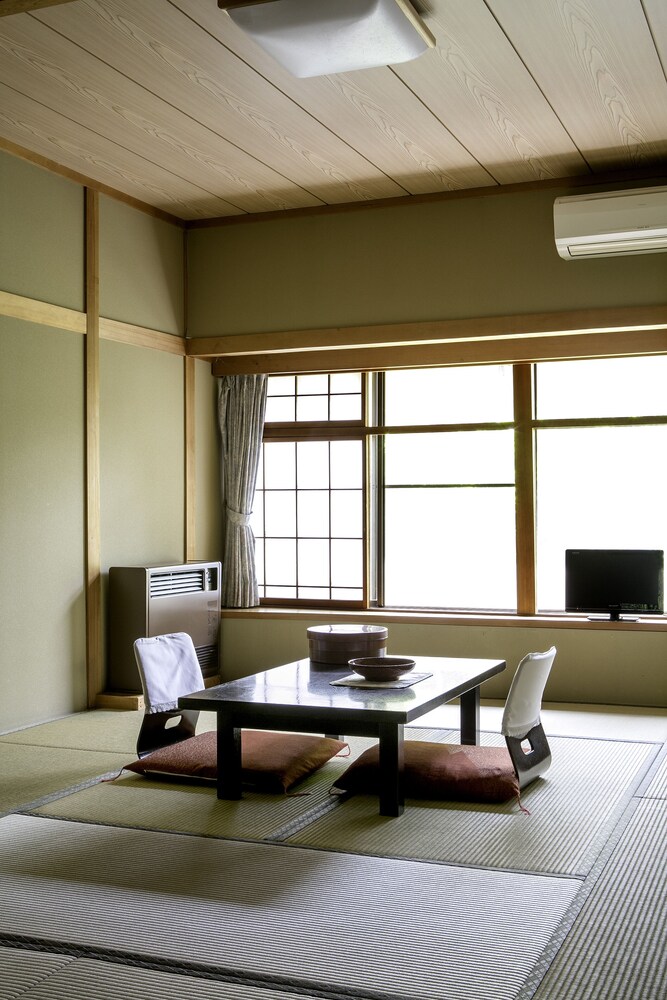 Ryokan Warabino 33/51