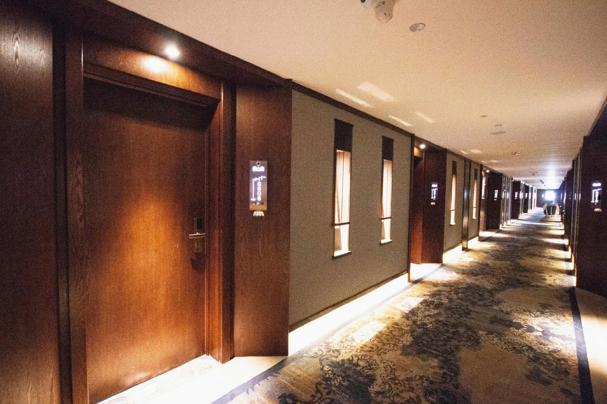 Yan Wenlv Hotel 18/33