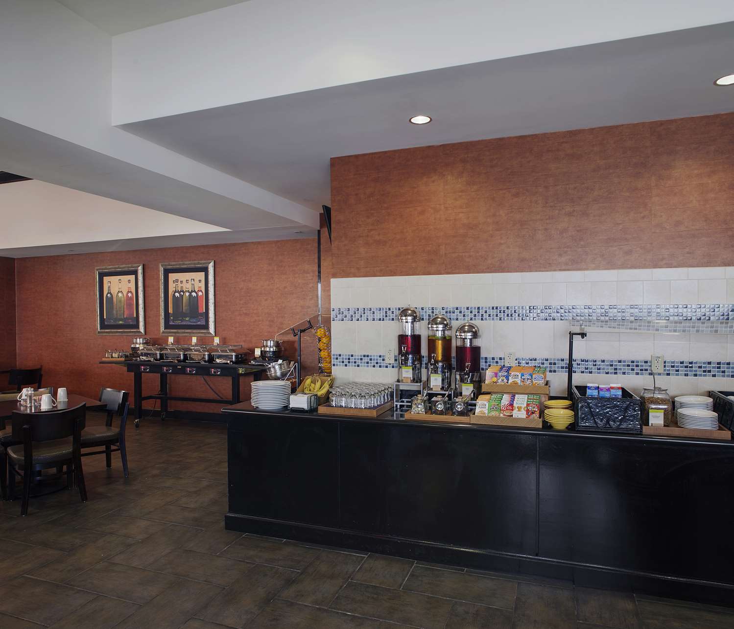 restaurant cafeteria