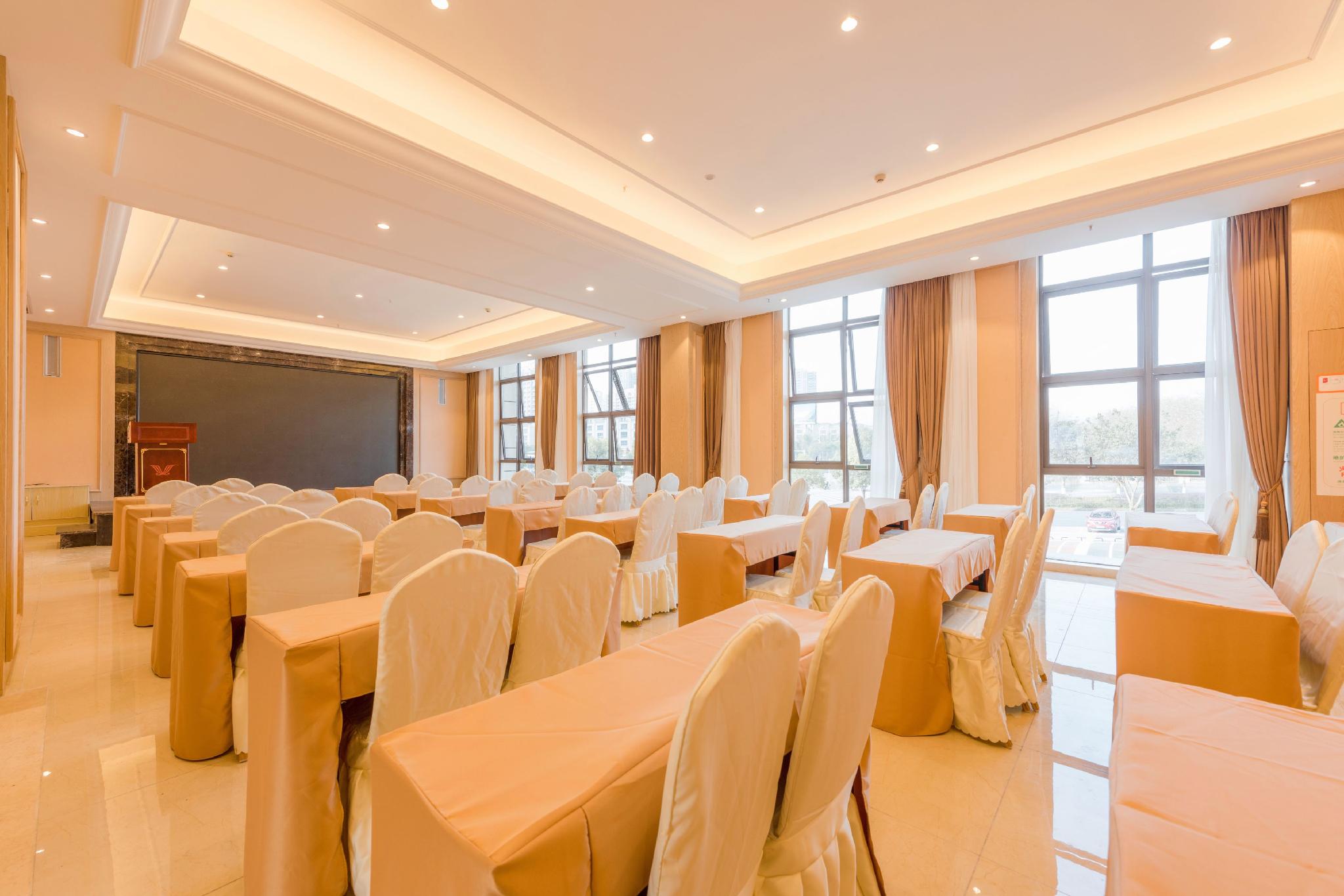 Vienna Hotel (Chongqing Jiangjin Shuangfu store) 50/64