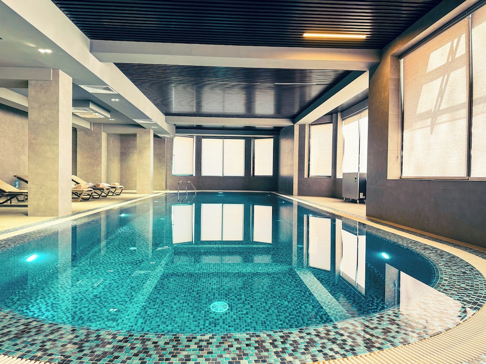 Ramada Plaza by Wyndham Tashkent Airport 50/70