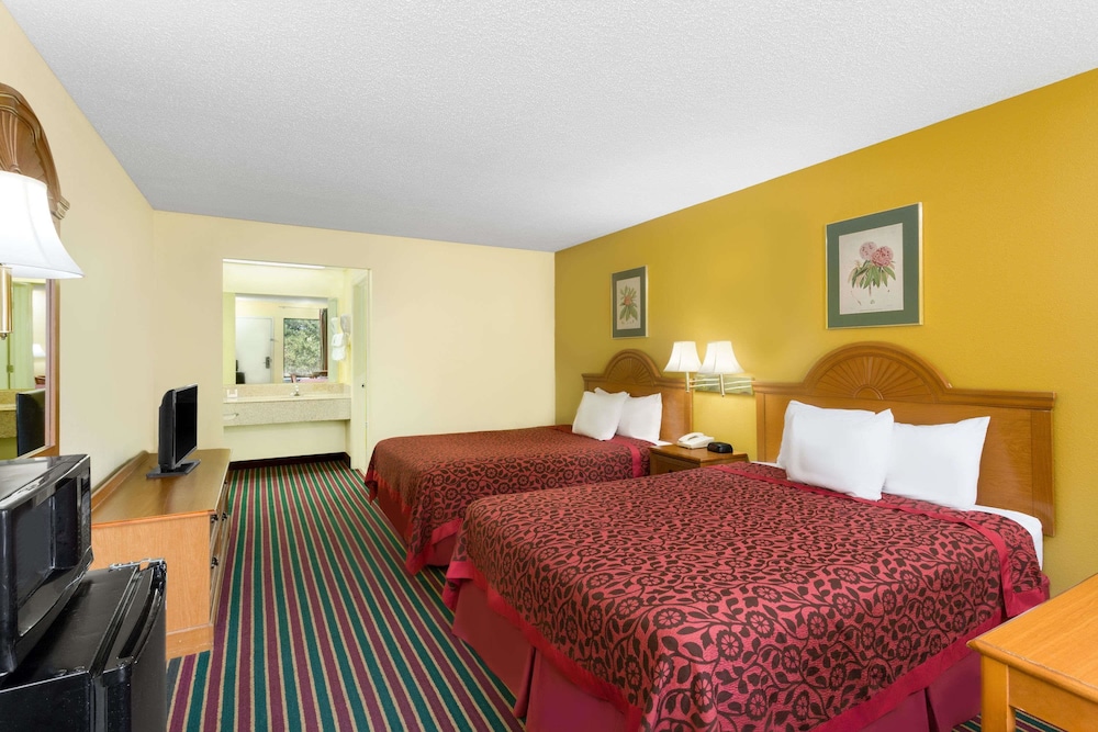 Days Inn By Wyndham Biscoe 8/17