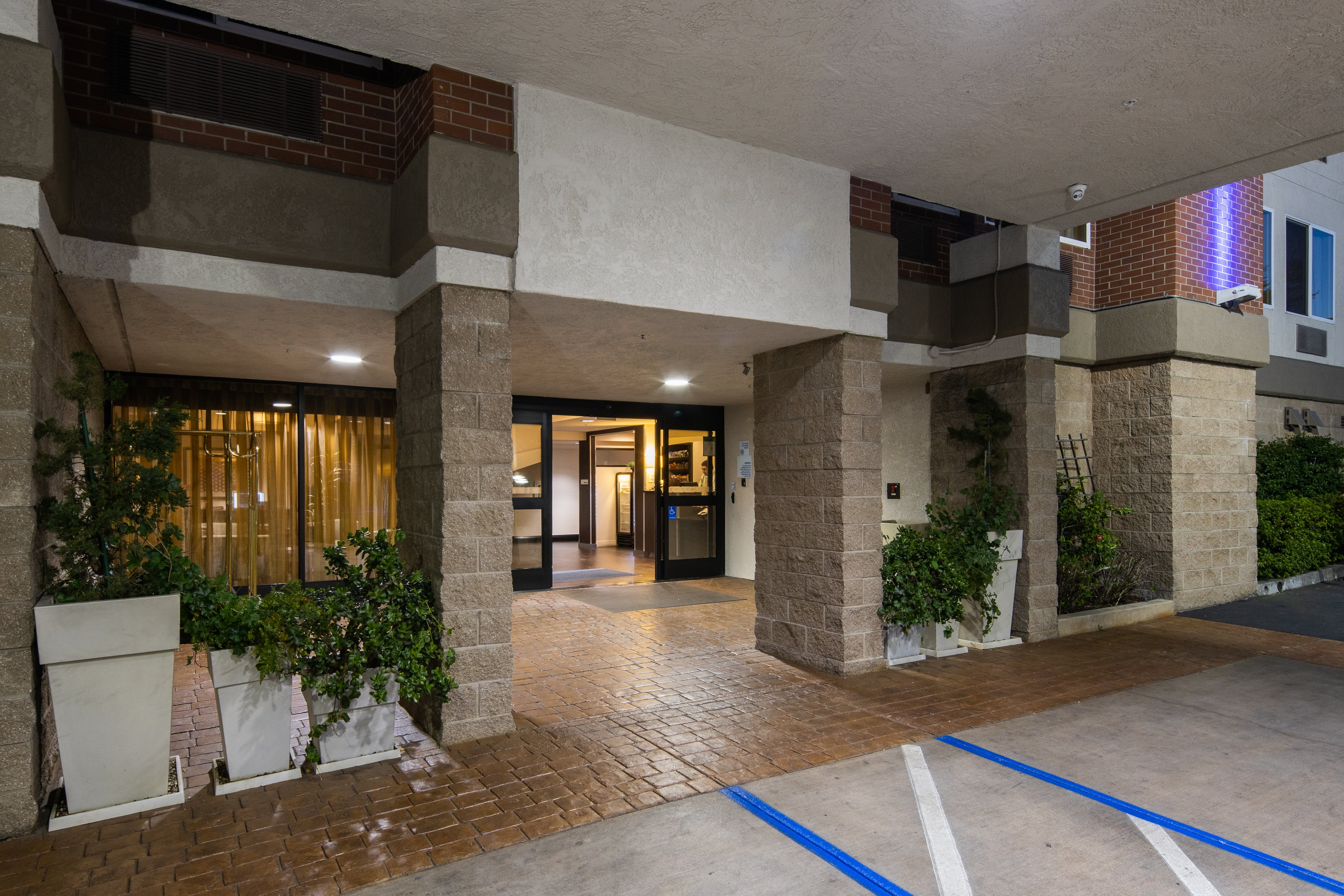 Holiday Inn Express Castro Valley 62/71