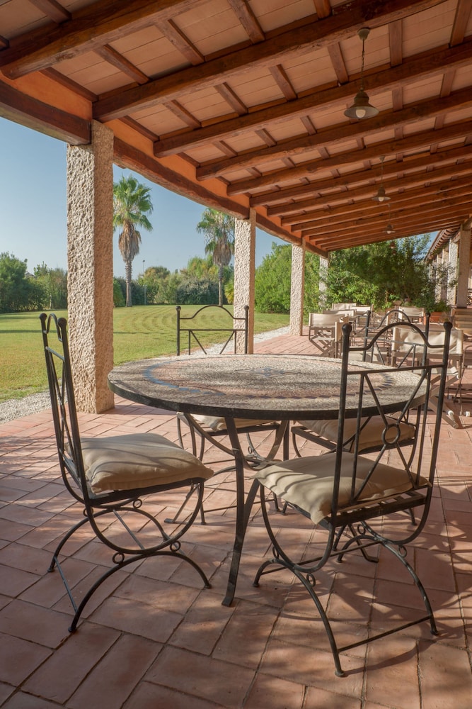 Janas Country Resort 9/16