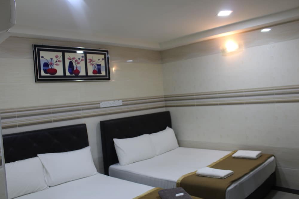 New Wave Hotel Melawati 14/50