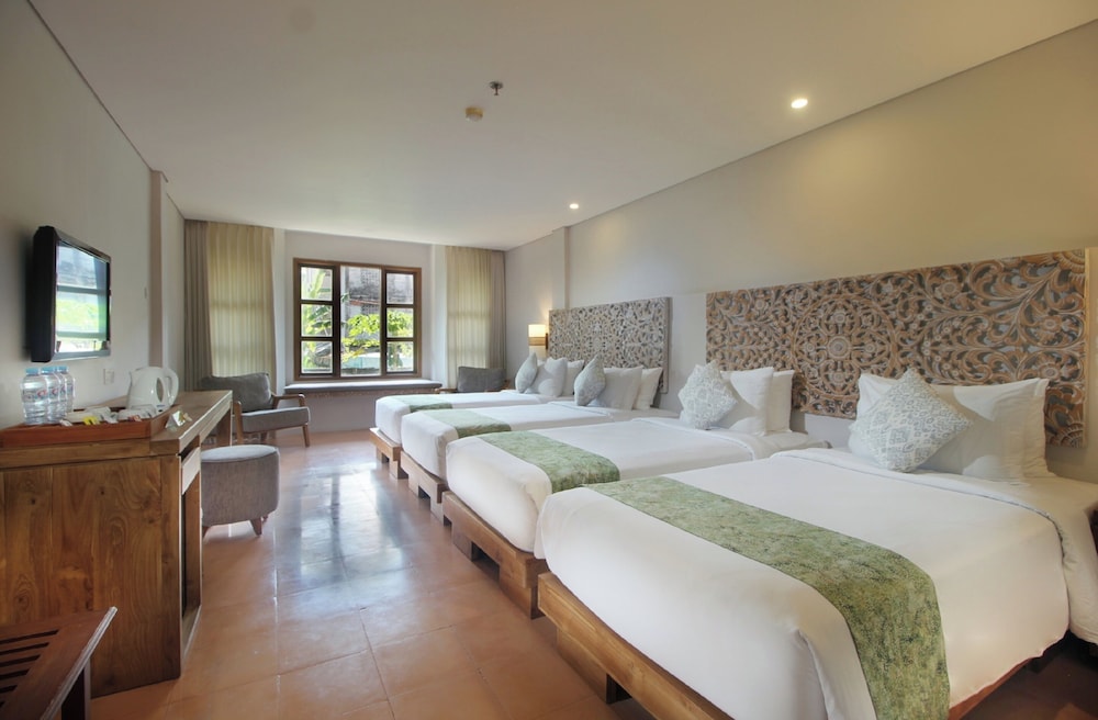Alam, Quadruple, 4 Beds