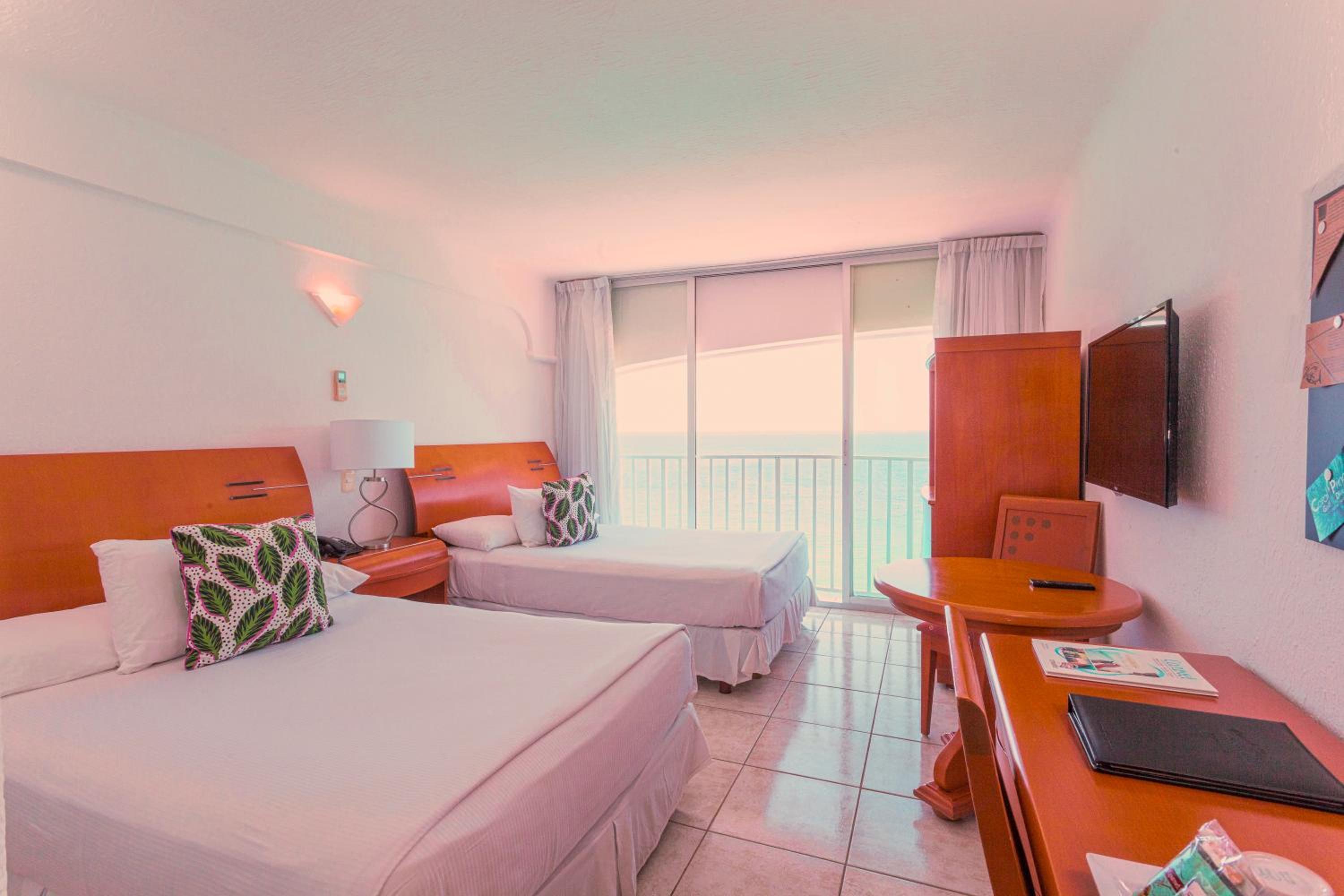 Deluxe Ocean Front Double