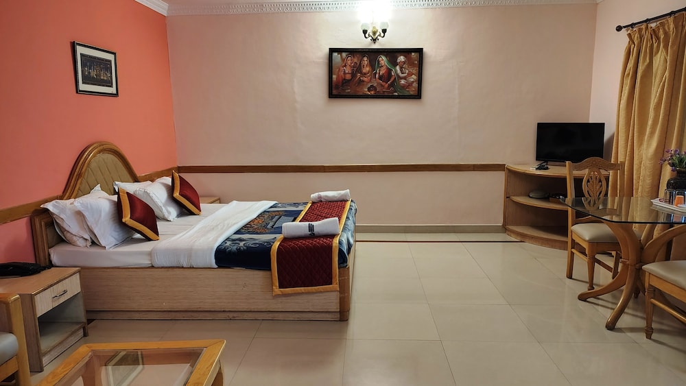KISHKINDA HERITAGE RESORT 13/50