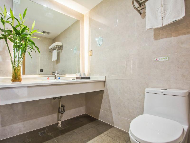 GreenTree Inn Jiaxing Tongxiang City Chongfu International Fur Center Business Hotel 39/39