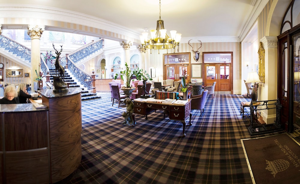 Royal Highland Hotel 34/43