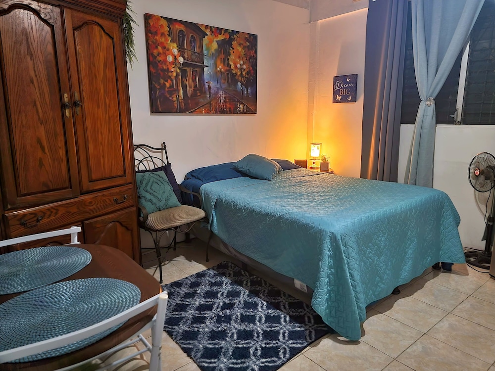 Alojamiento El Salvador Guest House 14/50