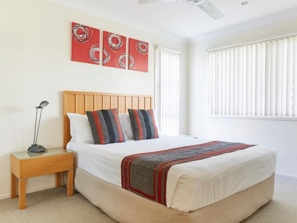 NRMA Treasure Island Holiday Resort 26/74