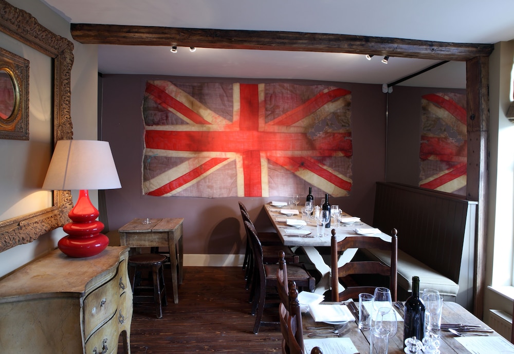 The White Hart Hotel 42/50