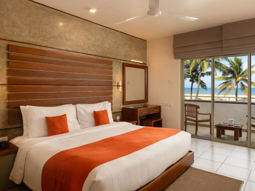 STANDARD, DOUBLE BED, SEA VIEW
