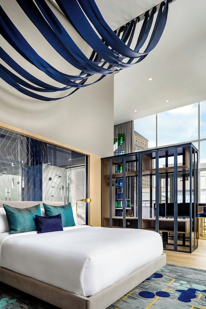 Penthouse, King Bed, Balcony