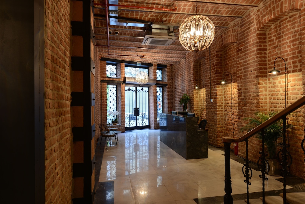 Regie Ottoman Hotel 3/92