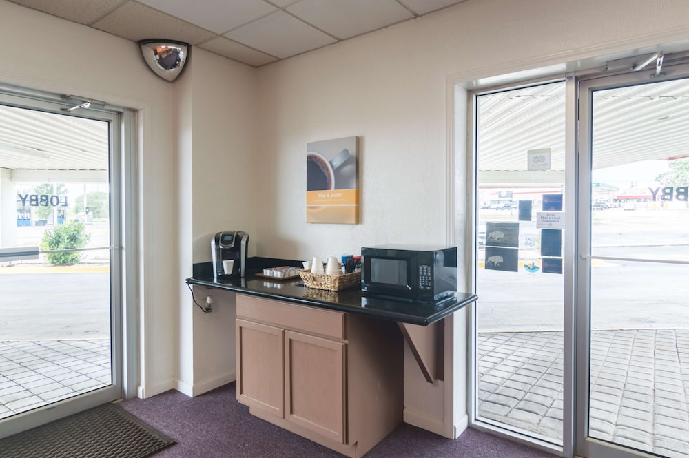 Motel6 Snyder, TX 10/59