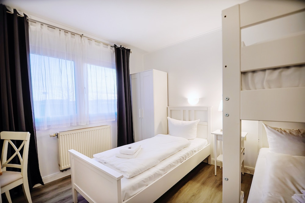 REGIOHOTEL Halle Leipzig Airport 9/24