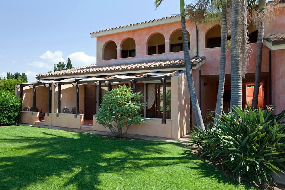 Lantana Resort Hotel and Apartments in PULA - ITALY