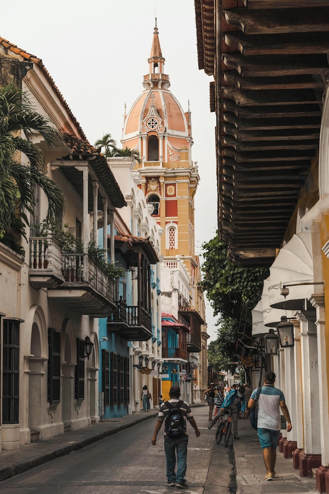 Casa Franco Hotel 54/62
