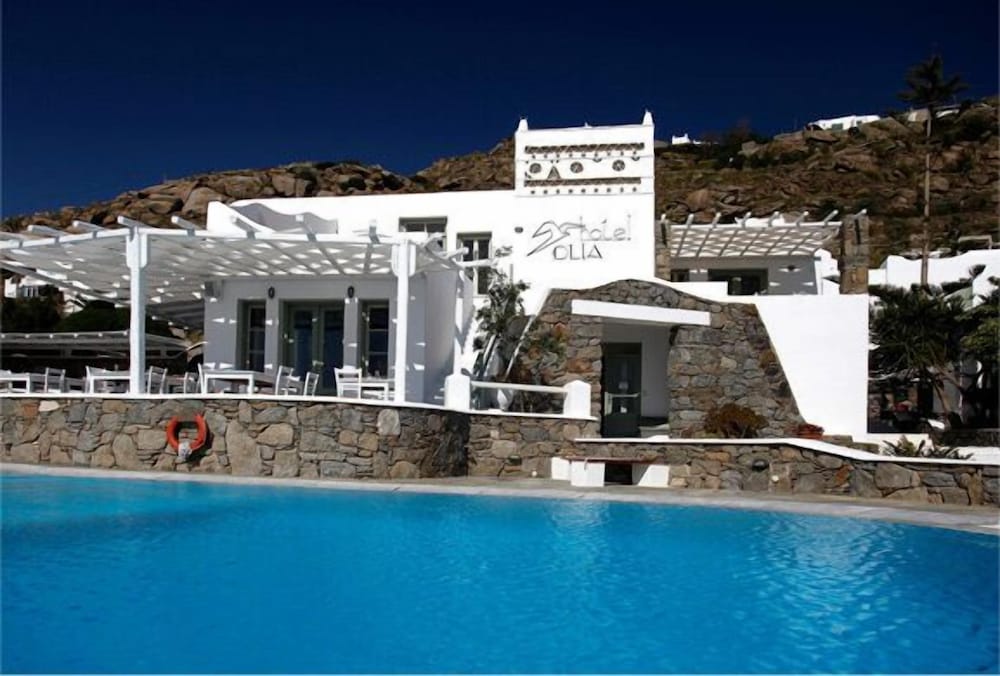 Olia Hotel 54/59