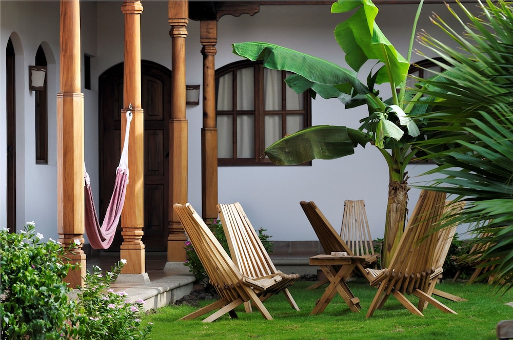 Hotel Patio Del Malinche 36/41