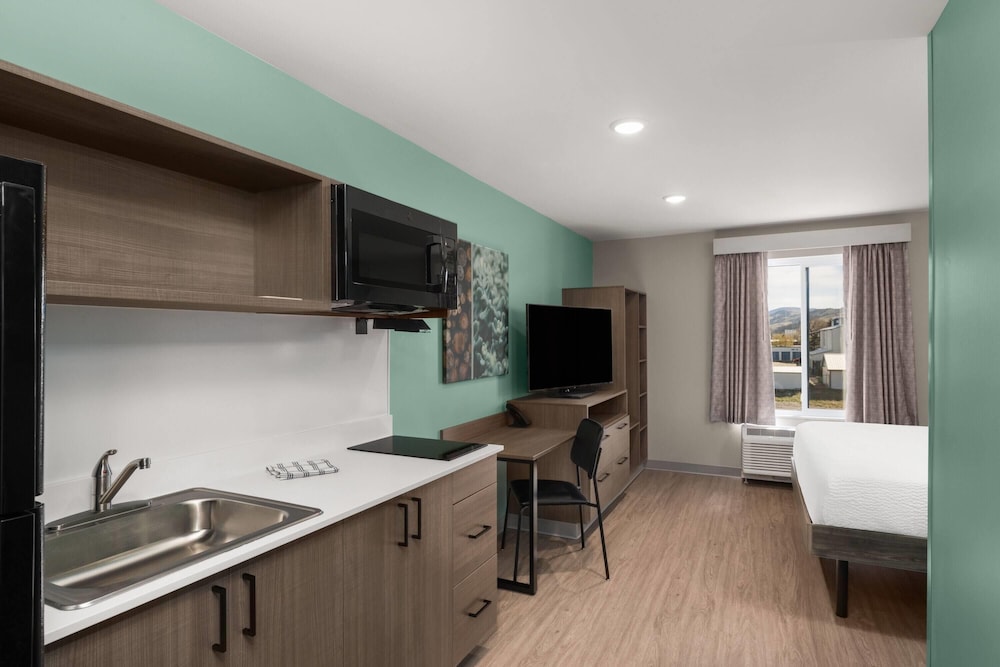 ECHO Suites Extended Stay by Wyndham Bozeman 57/68
