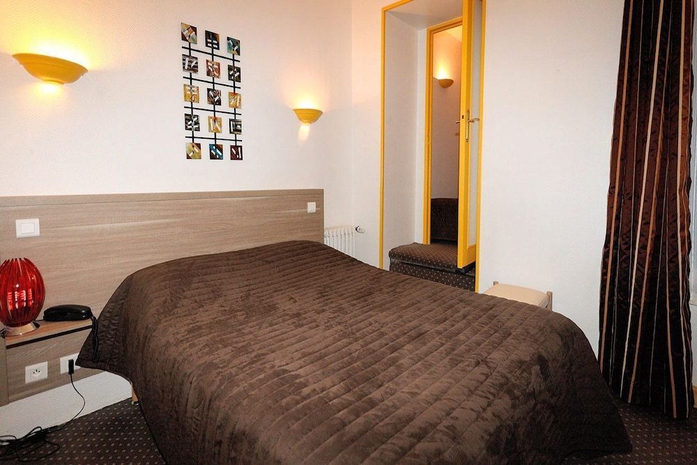 CITOTEL BEAUSEJOUR 41/66