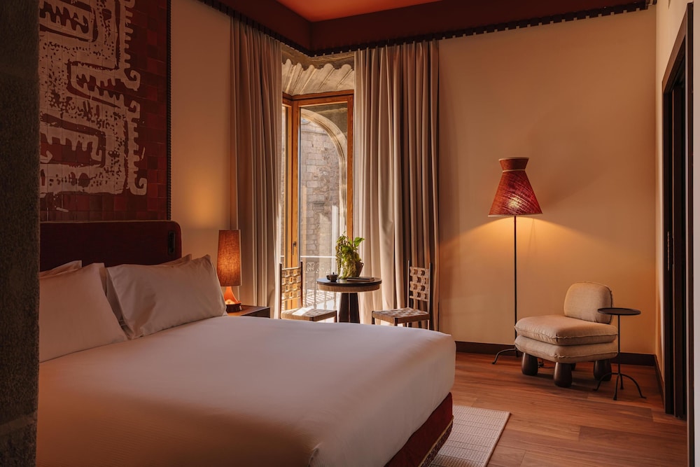 Godoy, Suite, King Bed, Balcony