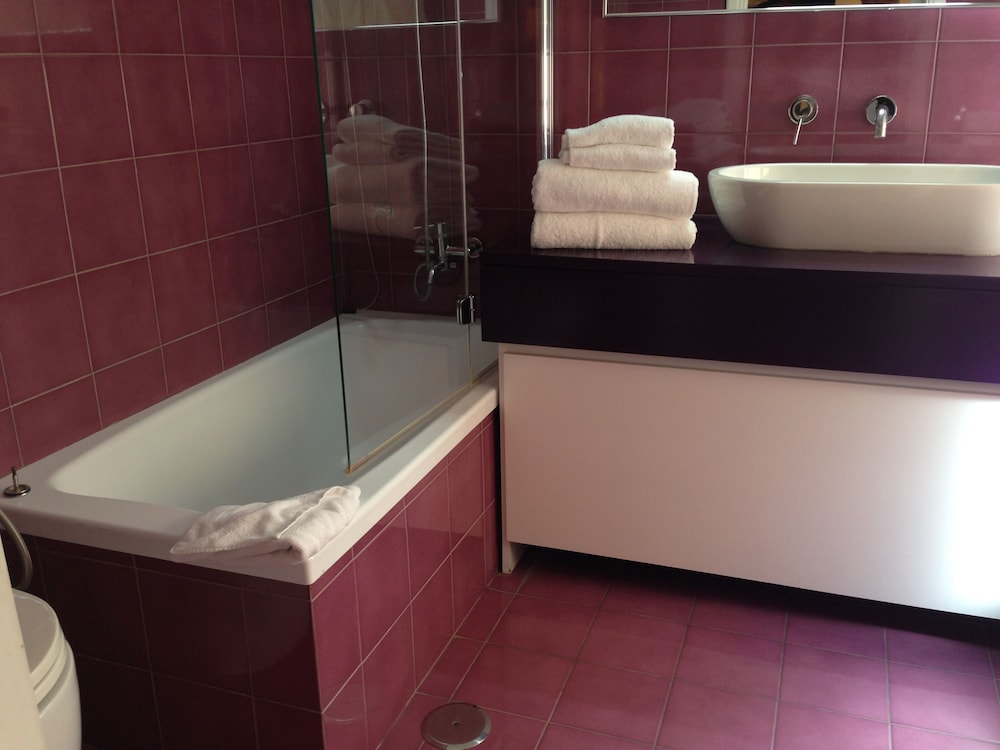 Saint Peter Six Rooms And Suites 14/67