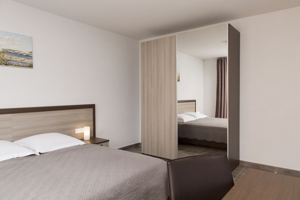 Résidence Hotelière Capu Seninu 5/50