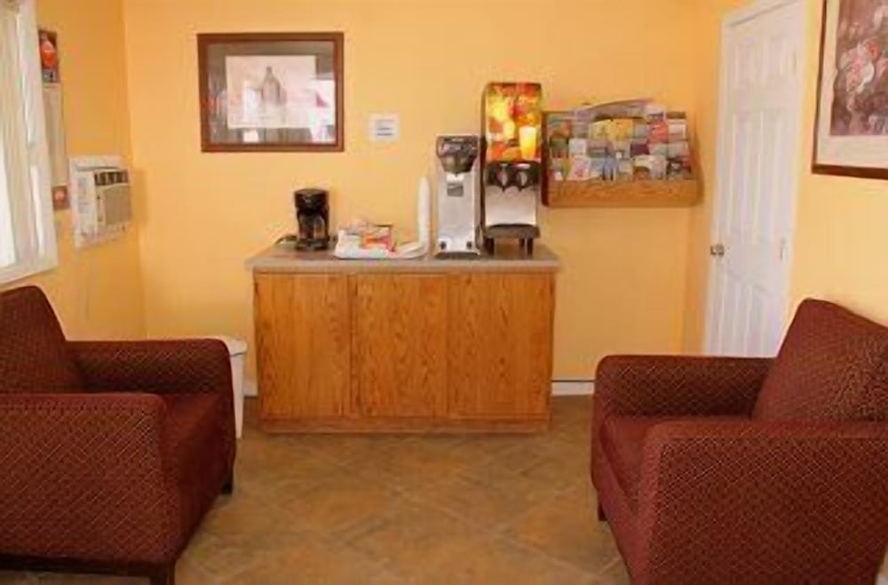Executive Inn & Suites 6/33