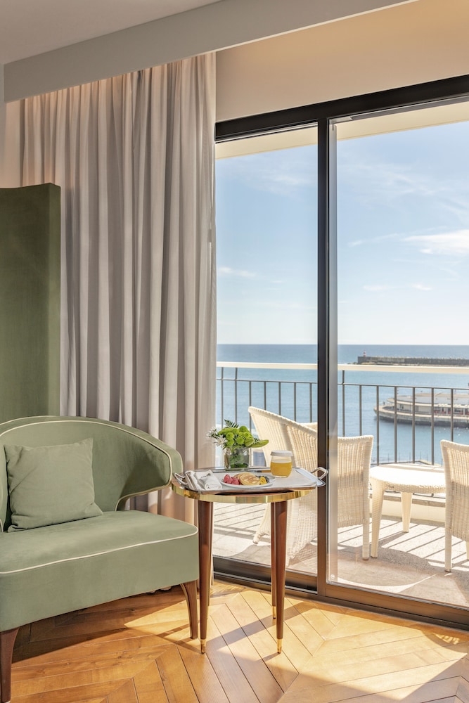 Grand Hotel Acores Atlantico 40/72