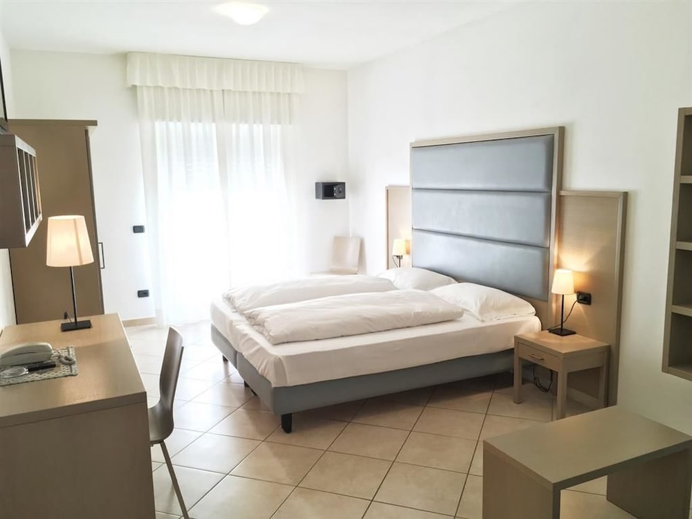 Hotel Villa Franca 5/50