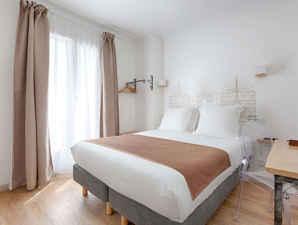 Hotel Korner Etoile 11/50