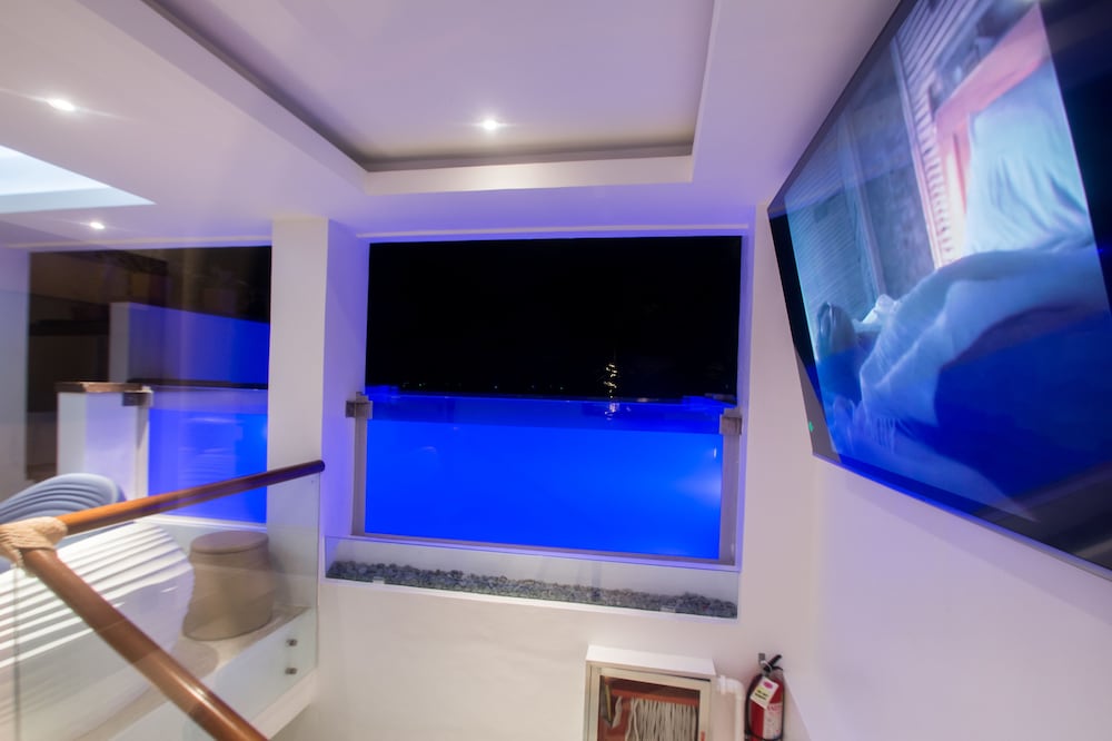 Signature Boracay Blue 9/50