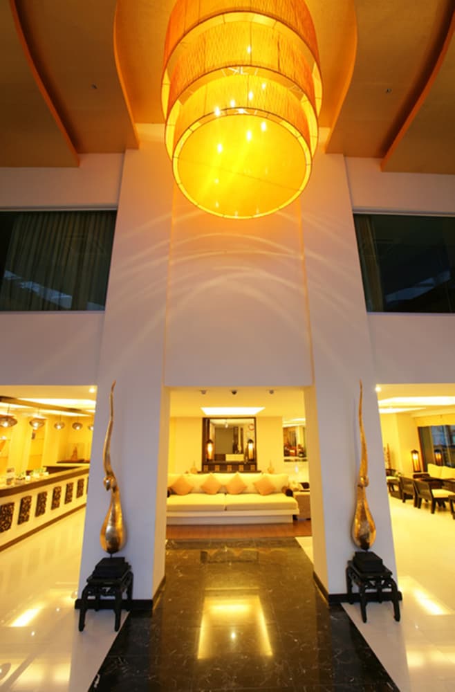 Maninarakorn Hotel 7/49