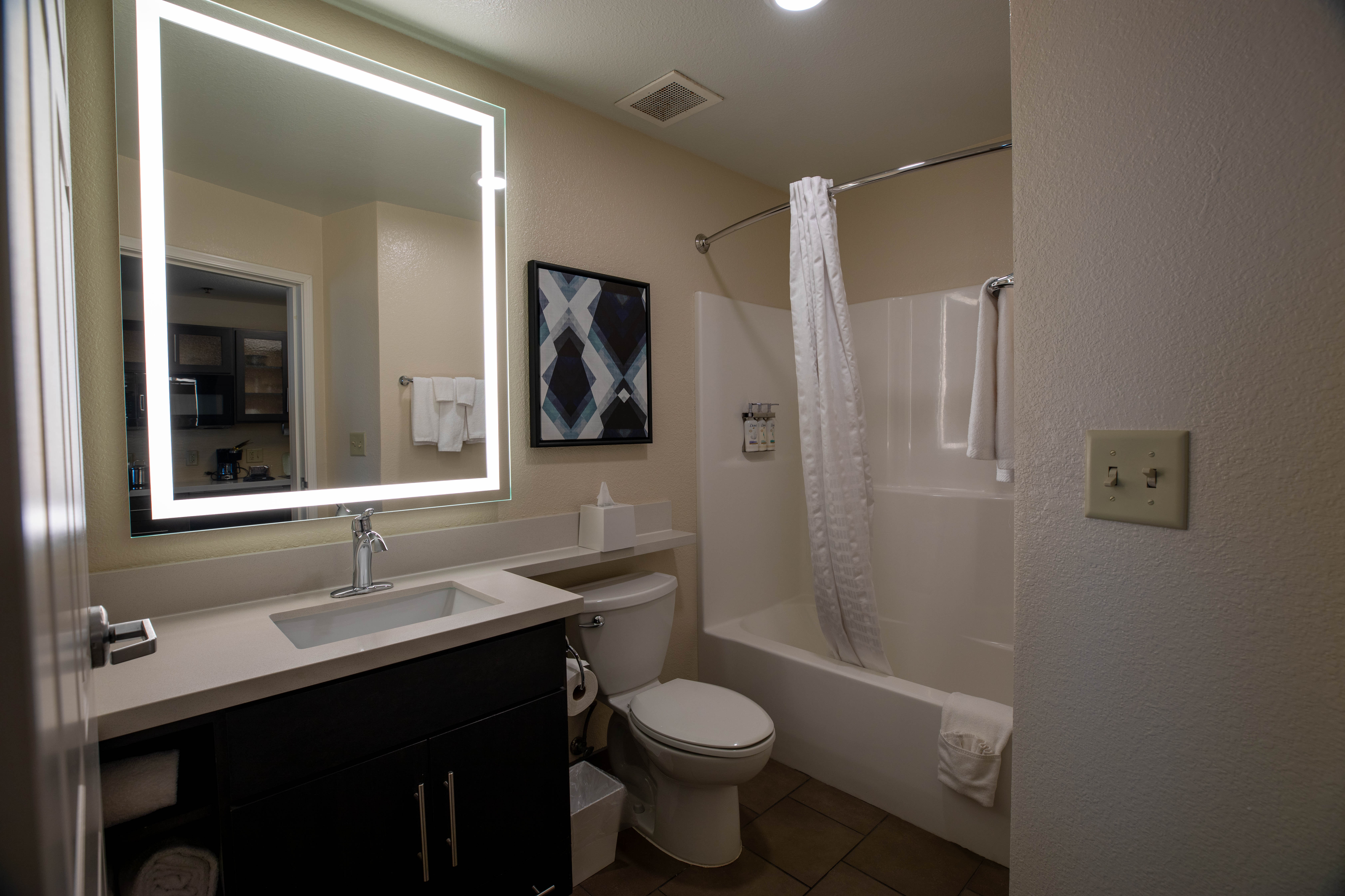 Candlewood Suites St. Joseph 53/54