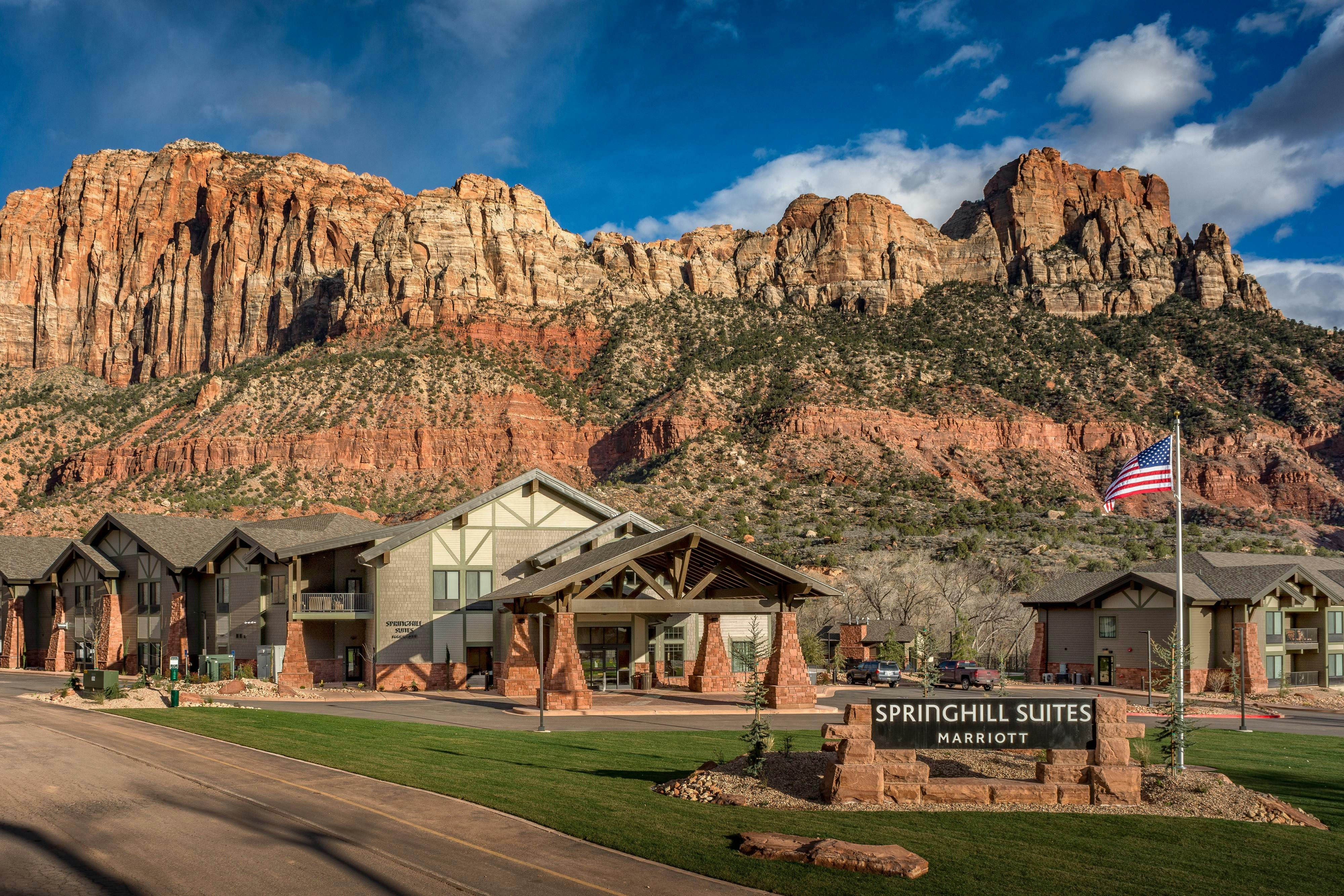 Springhill Suites Springdale Zion National Park 50/52