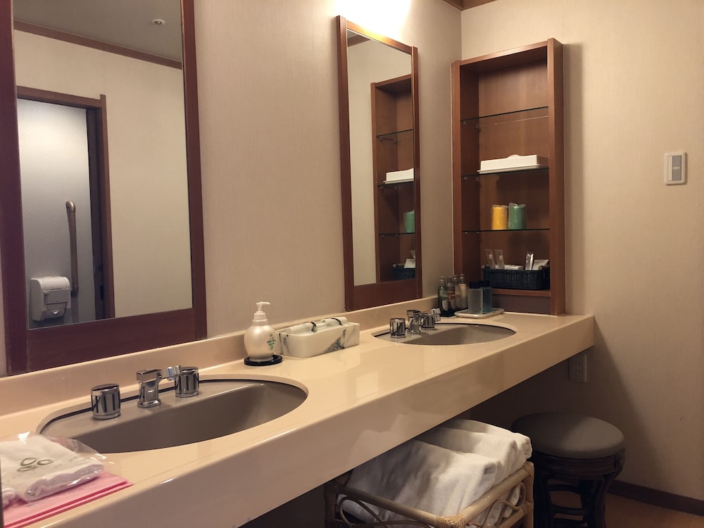 Toba Seaside Hotel 20/54