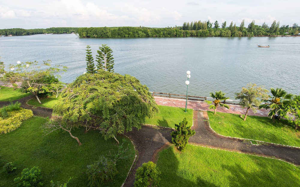 Krabi City Seaview Hotel 35/50