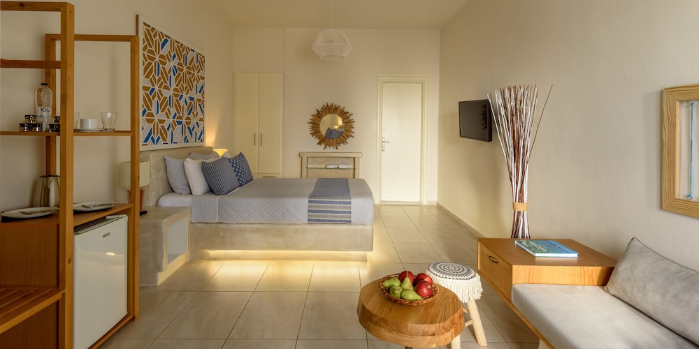 Gizis Cliffside Suites 41/50