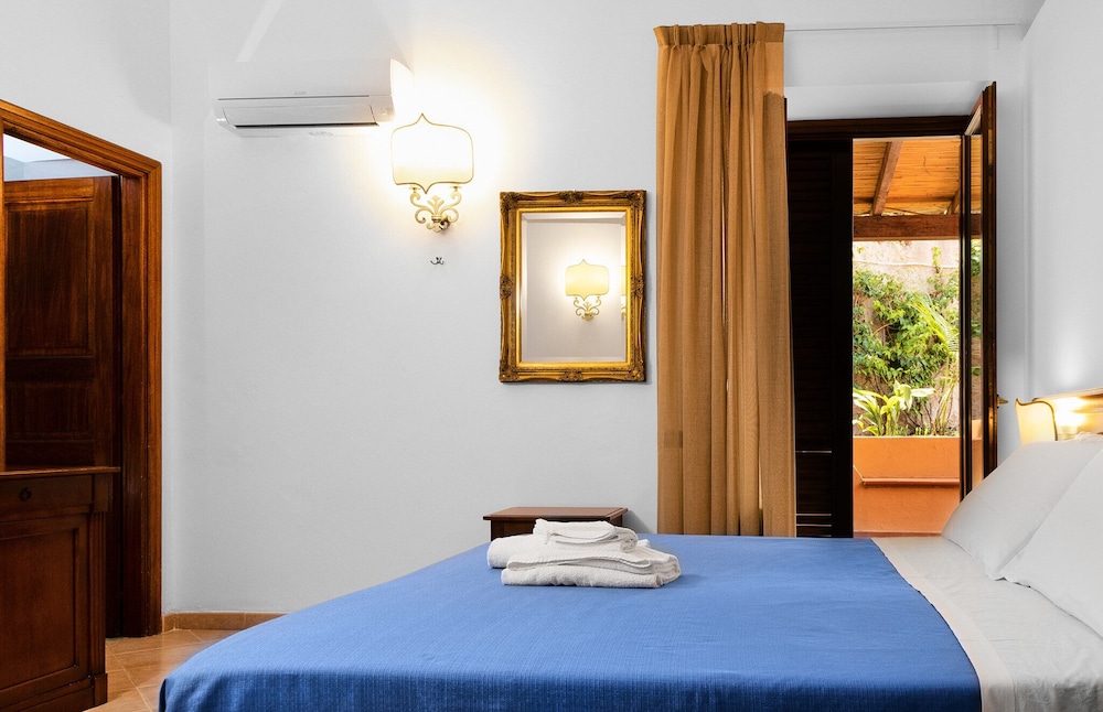 Hotel Villa de Pasquale 19/54