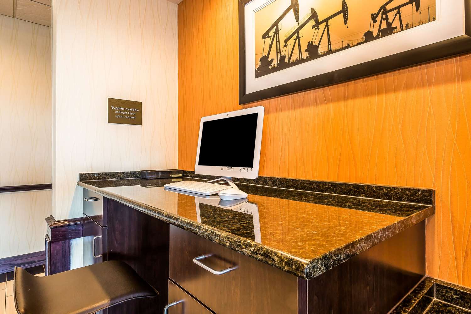 Comfort Inn & Suites Moore - Oklahoma City 45/48