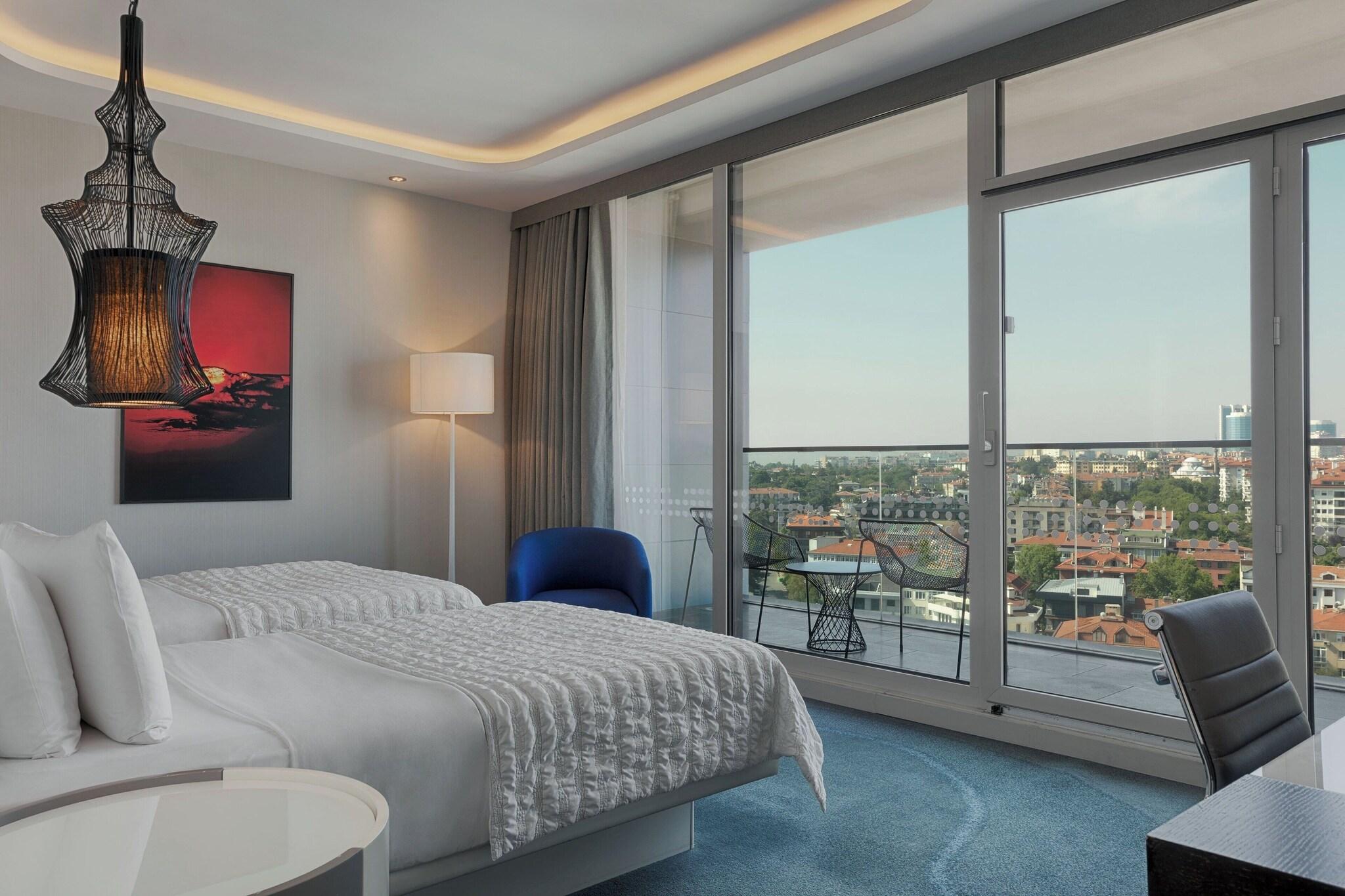 Executive, Twin Beds