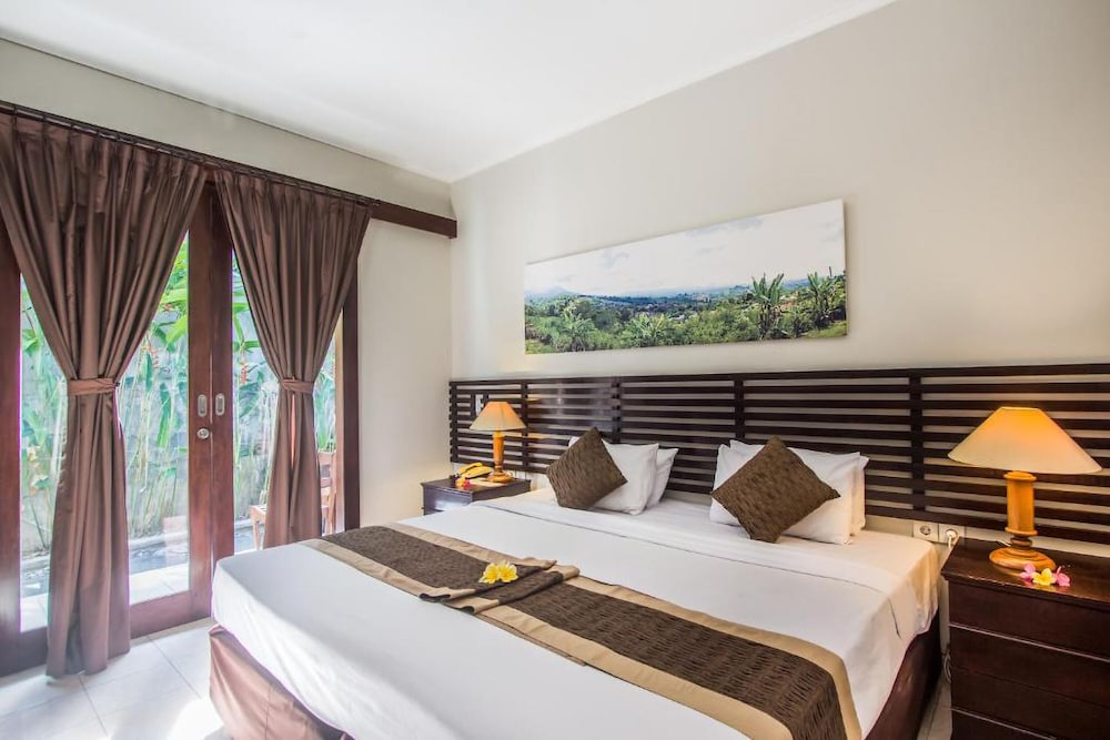 Legian Village Beach Resort 19/75