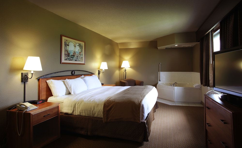 Red Lion Inn & Suites Grimes 5/29