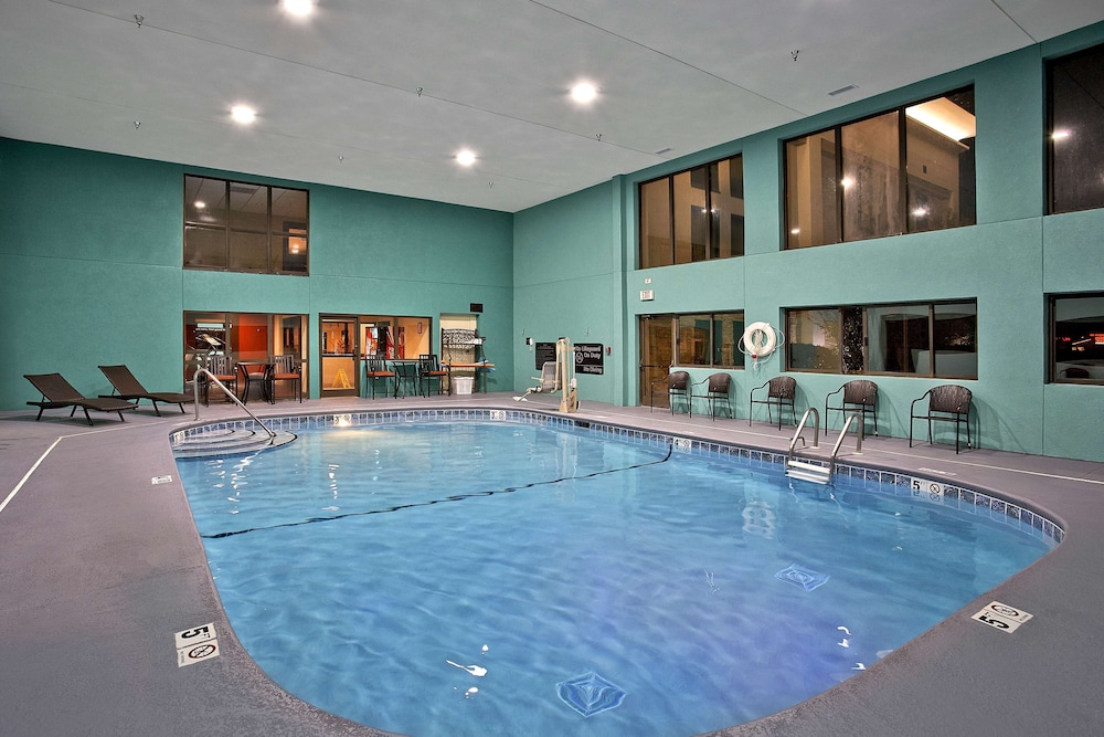 Hampton Inn Sevierville 3/43